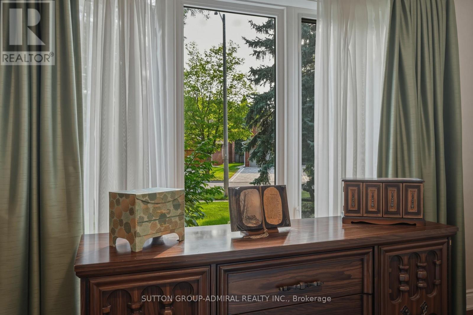 90 Brillinger Street Property Photo 19