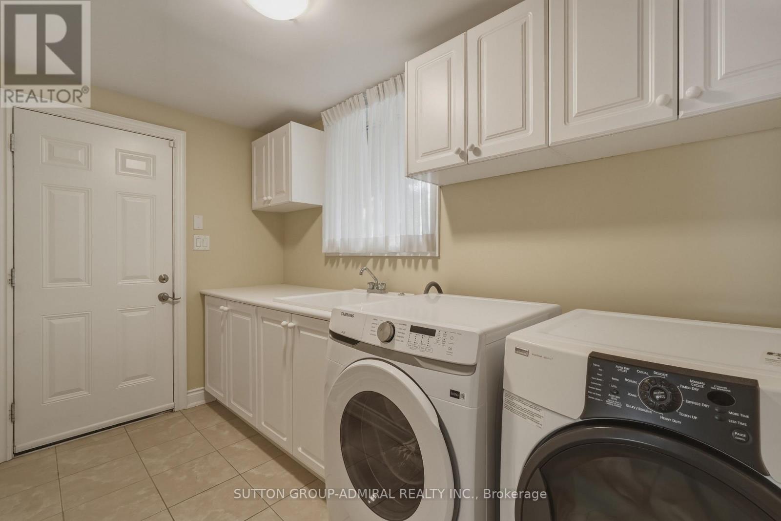 90 Brillinger Street Property Photo 20