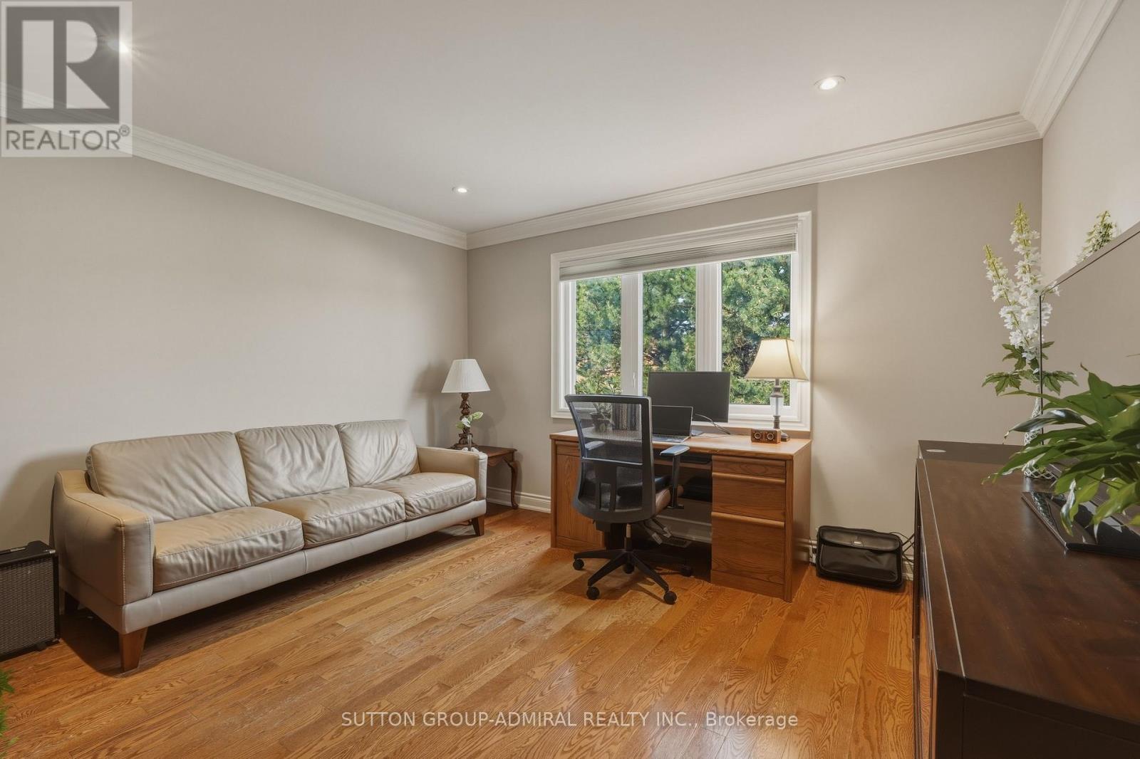 90 Brillinger Street Property Photo 23