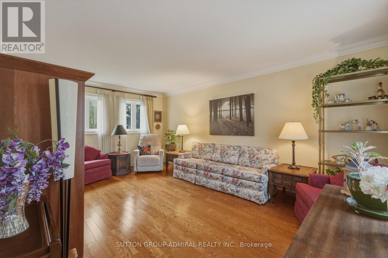 90 Brillinger Street Property Photo 28