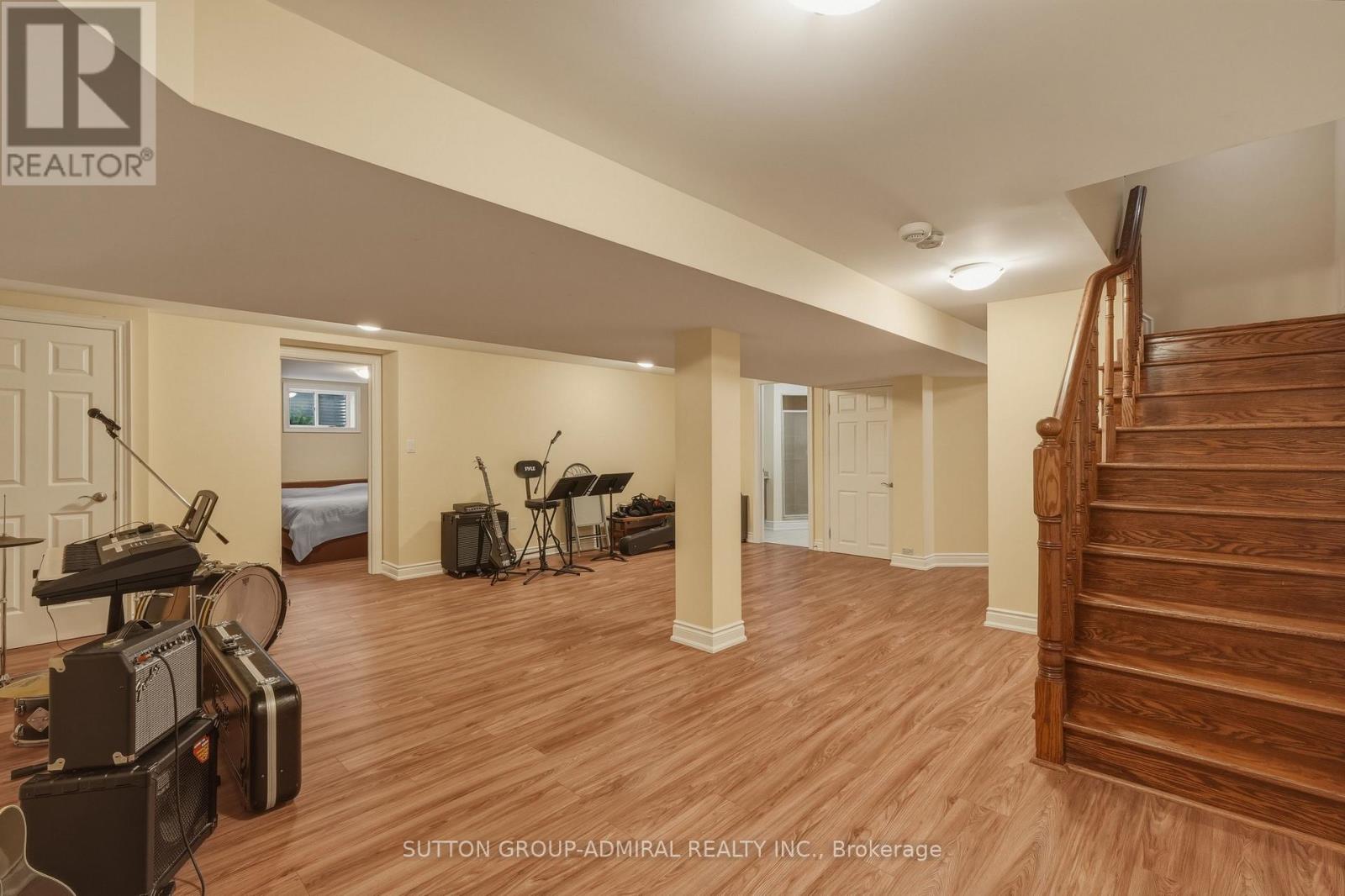 90 Brillinger Street Property Photo 30