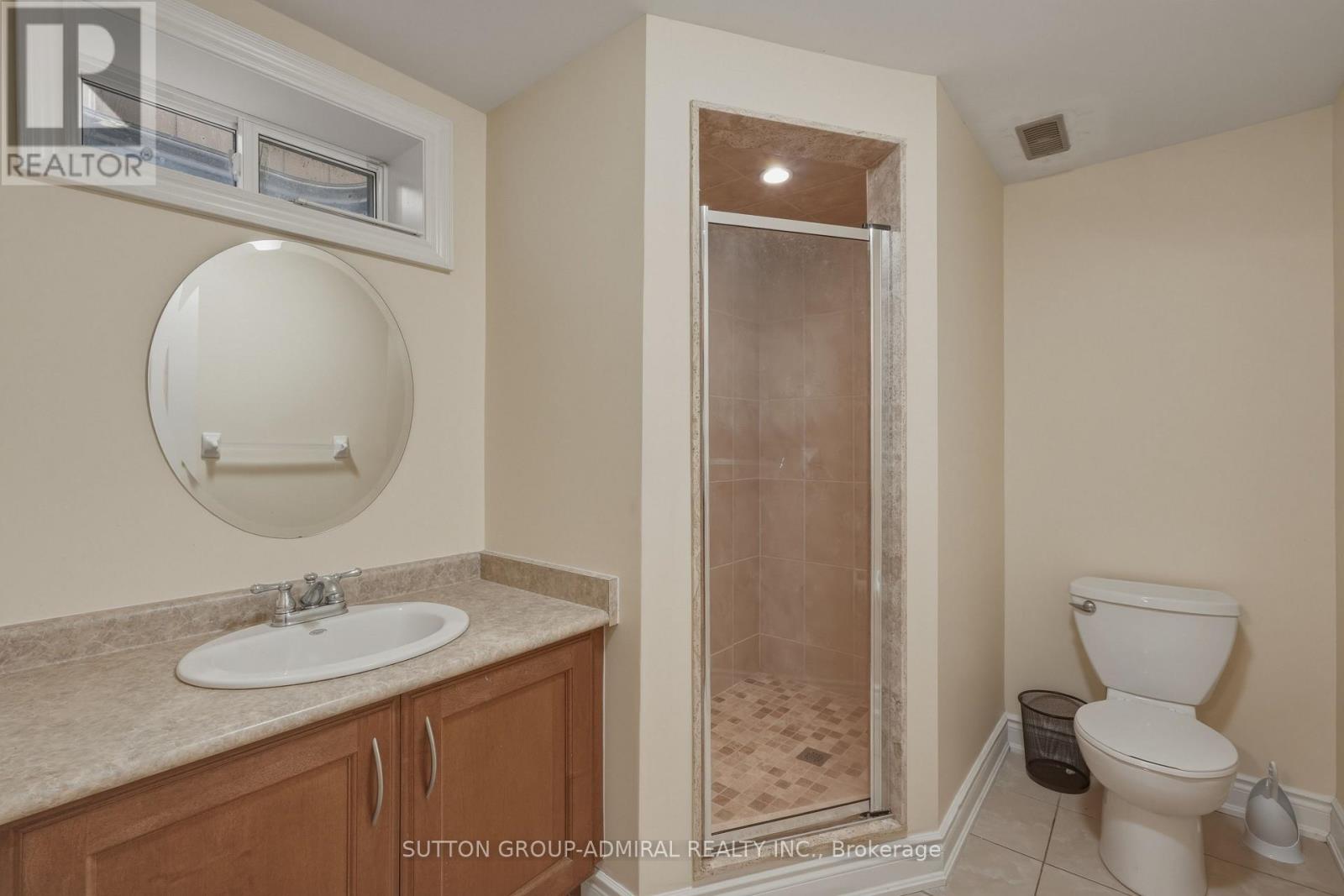 90 Brillinger Street Property Photo 32