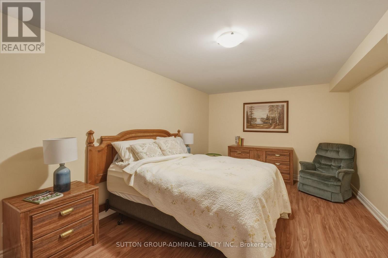 90 Brillinger Street Property Photo 34