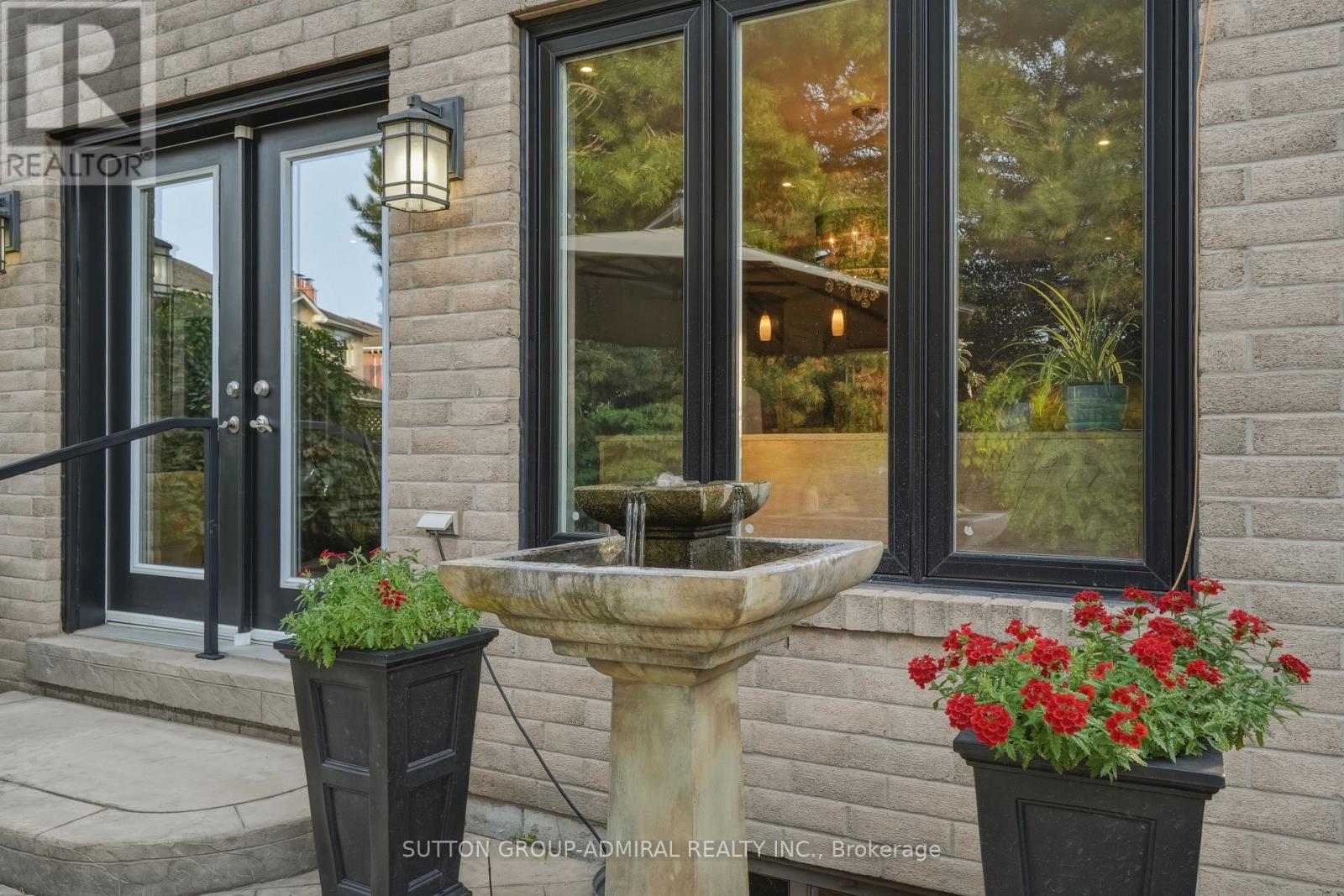 90 Brillinger Street Property Photo 38