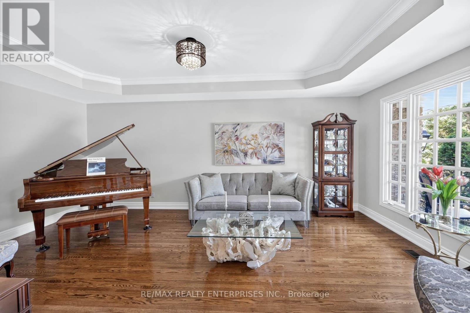 11 Christman Court Property Photo 6