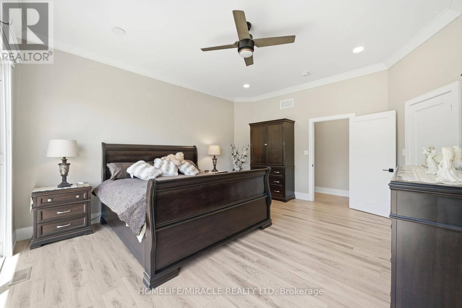 7028 Pine Plains Road Property Photo 18