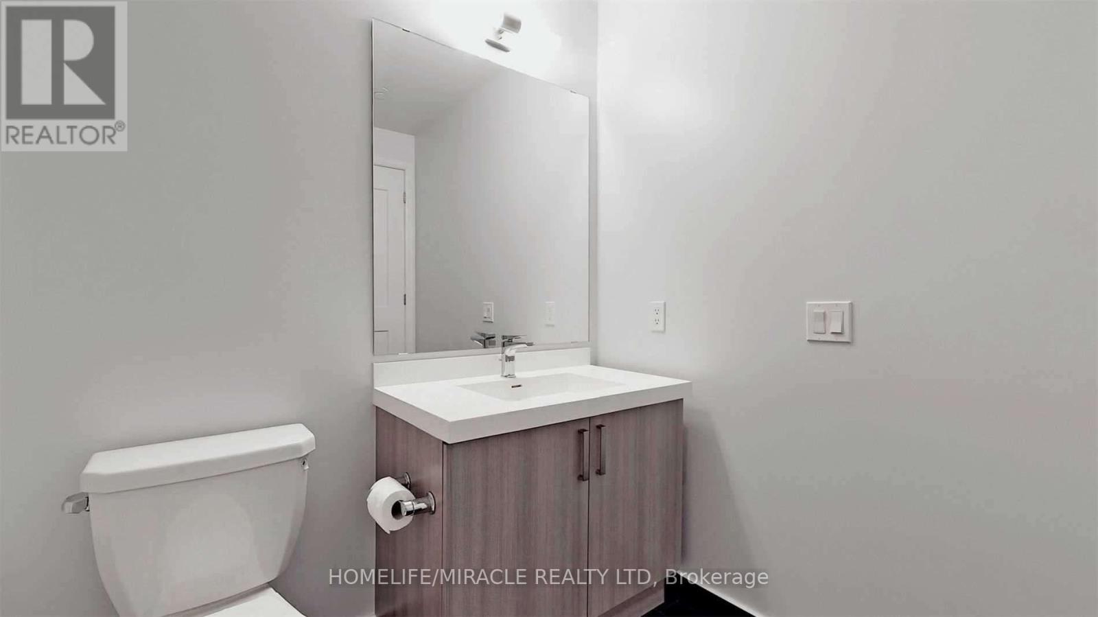 2914 - 7895 Jane Street Property Photo 17