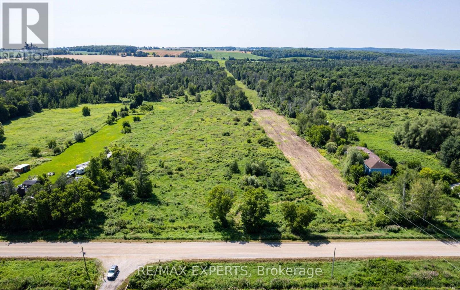 2551 3rd Line Property Photo 1