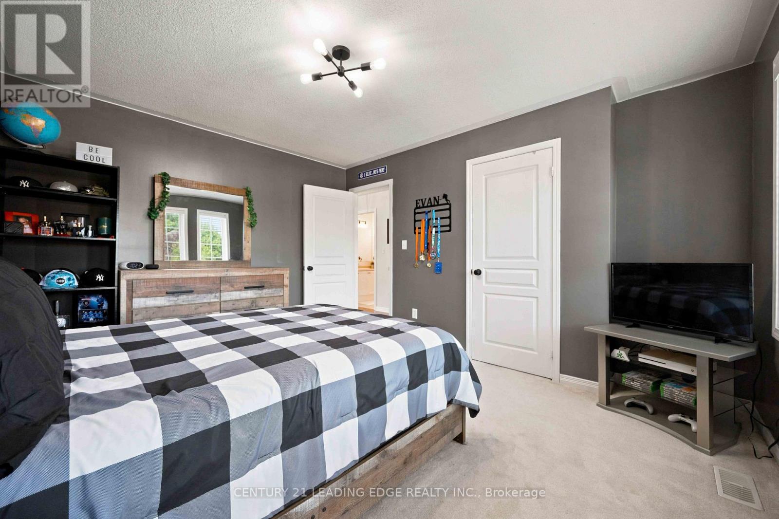 16 Bolster Lane Property Photo 24