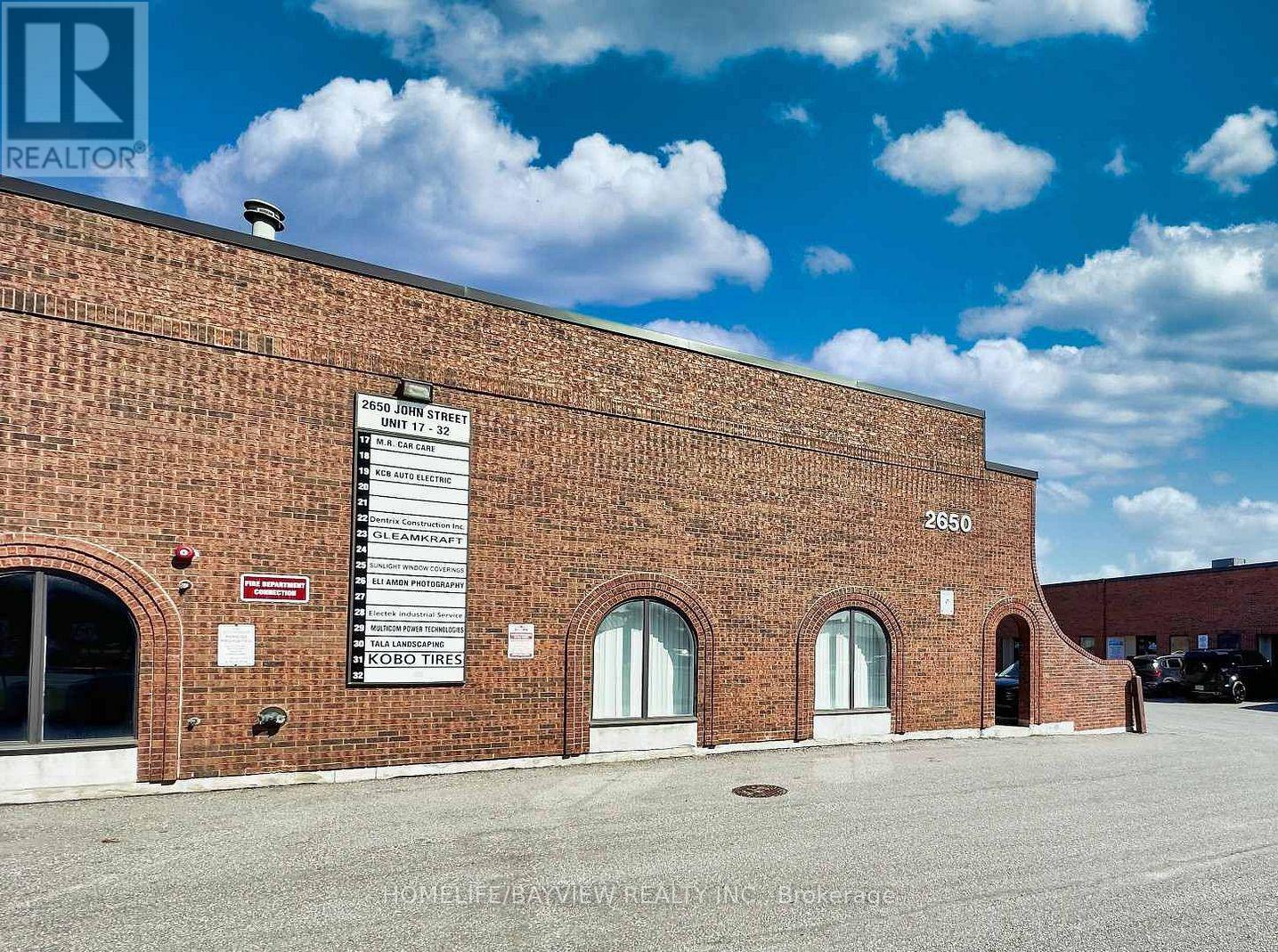 20 - 2650 JOHN STREET