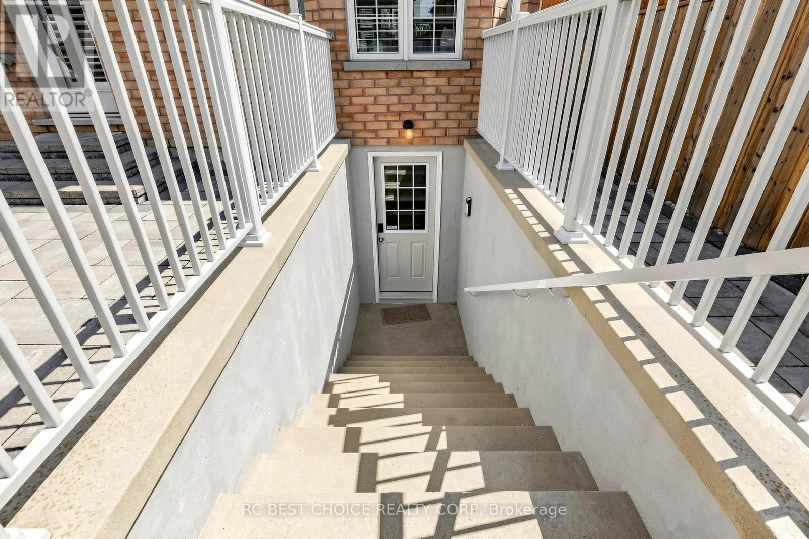 18 Chauncey Court Property Photo 10