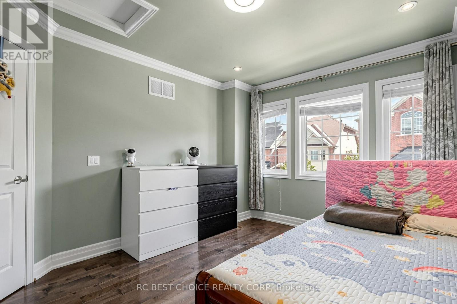 18 Chauncey Court Property Photo 32