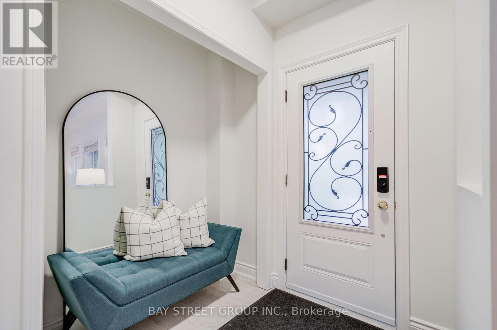 5 Luxton Avenue Property Photo 5