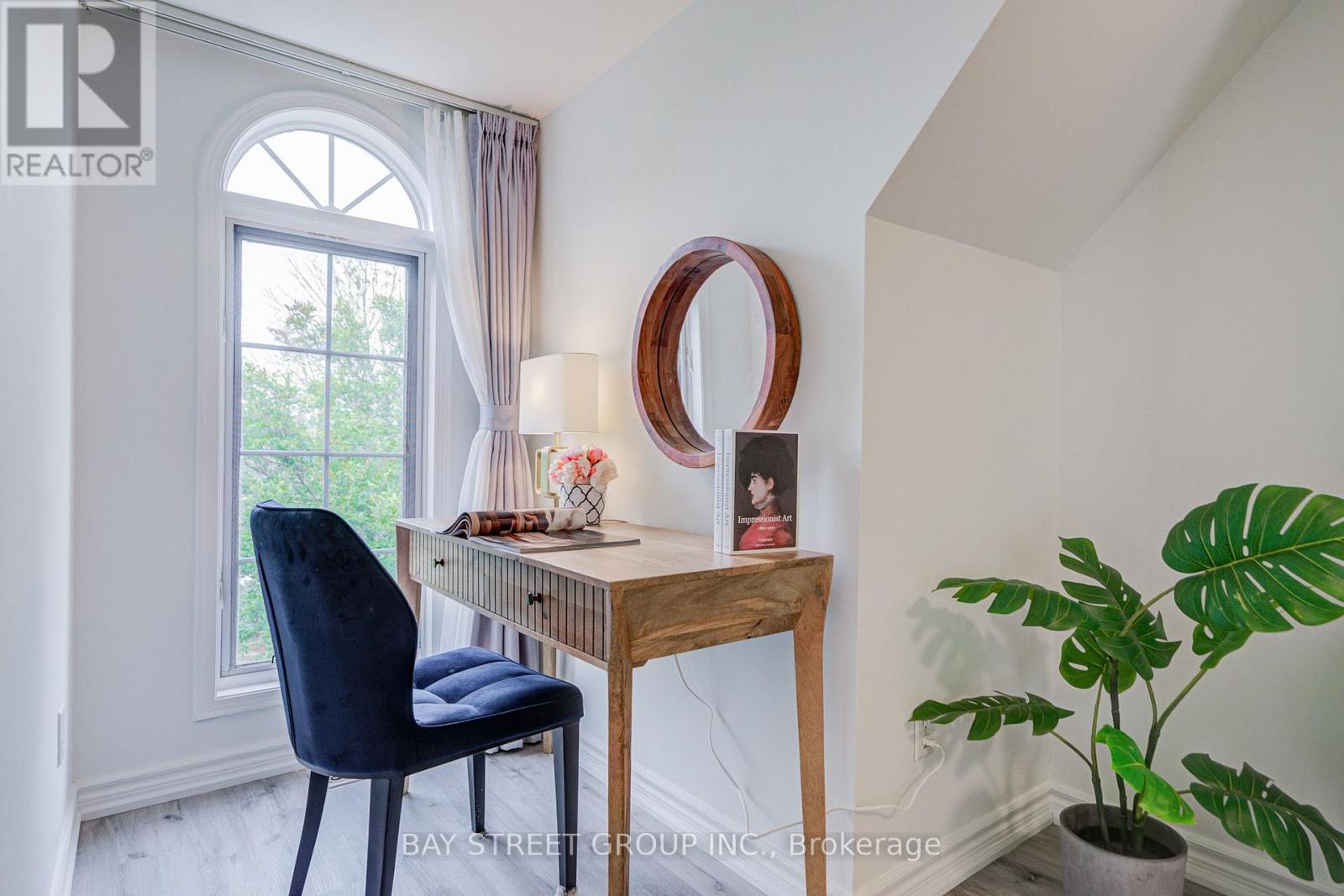 5 Luxton Avenue Property Photo 29