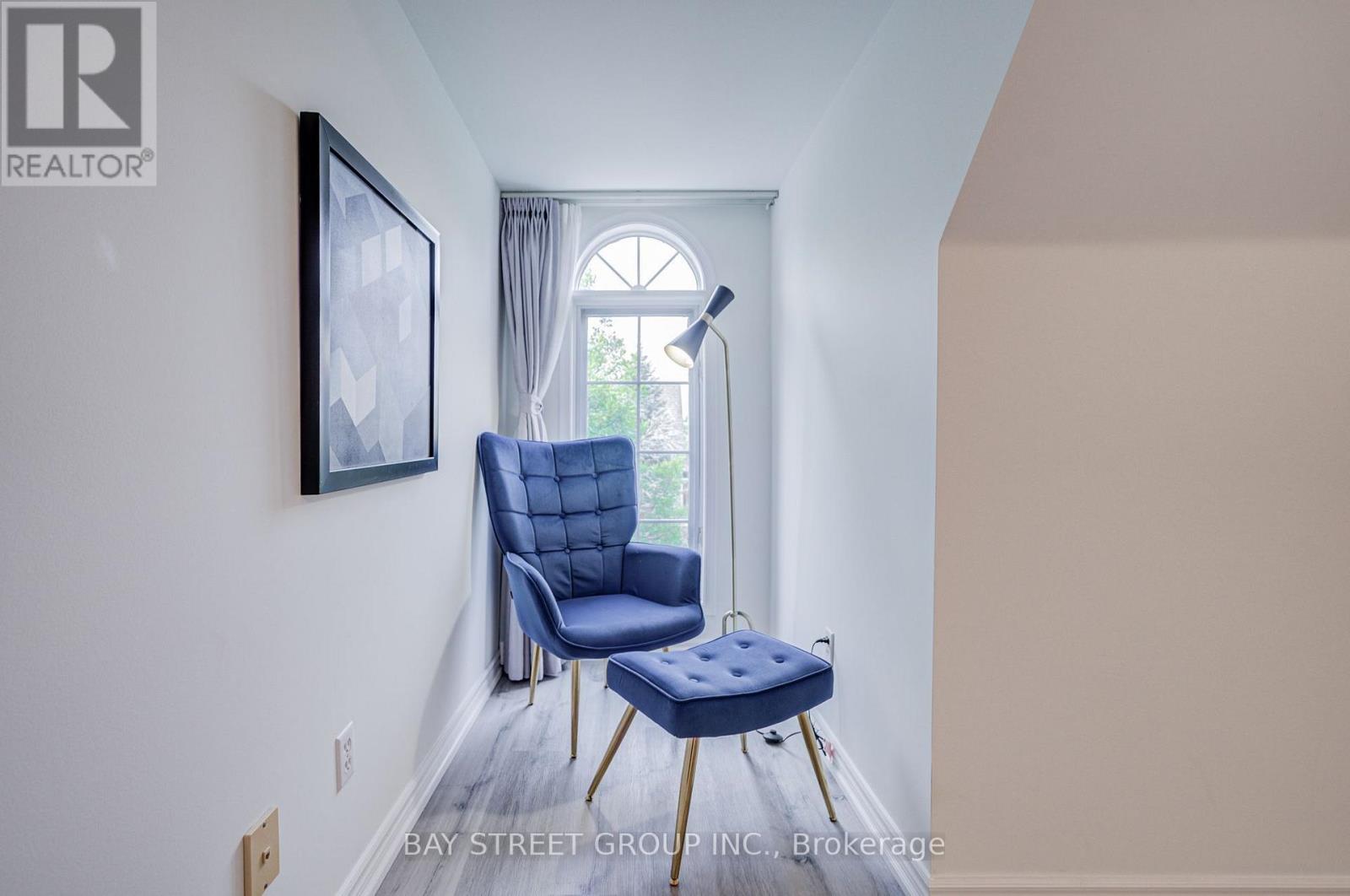 5 Luxton Avenue Property Photo 30