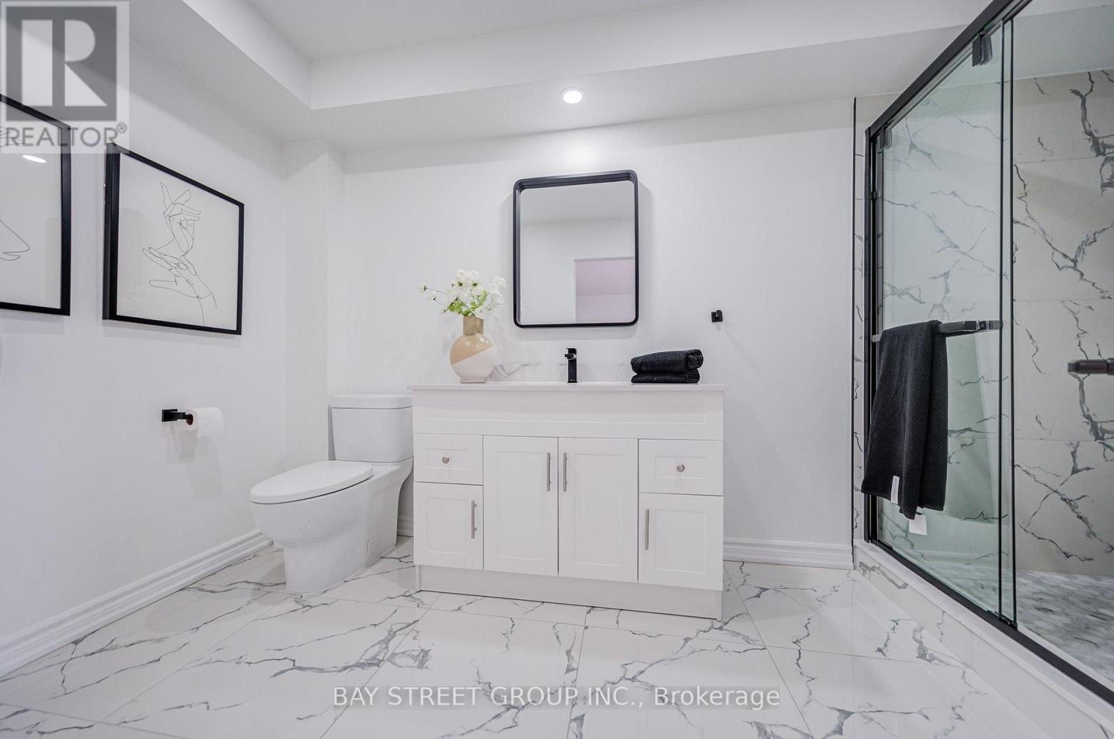 5 Luxton Avenue Property Photo 42