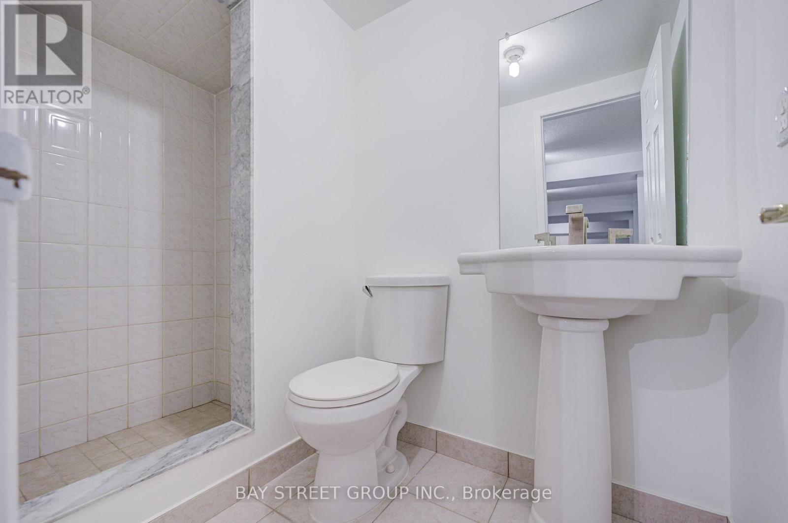 5 Luxton Avenue Property Photo 49