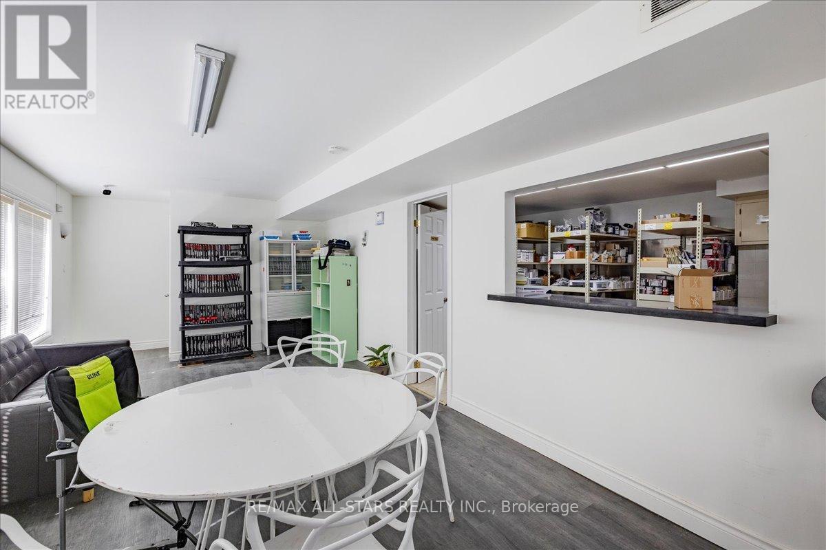 1354 Metro Road Property Photo 12