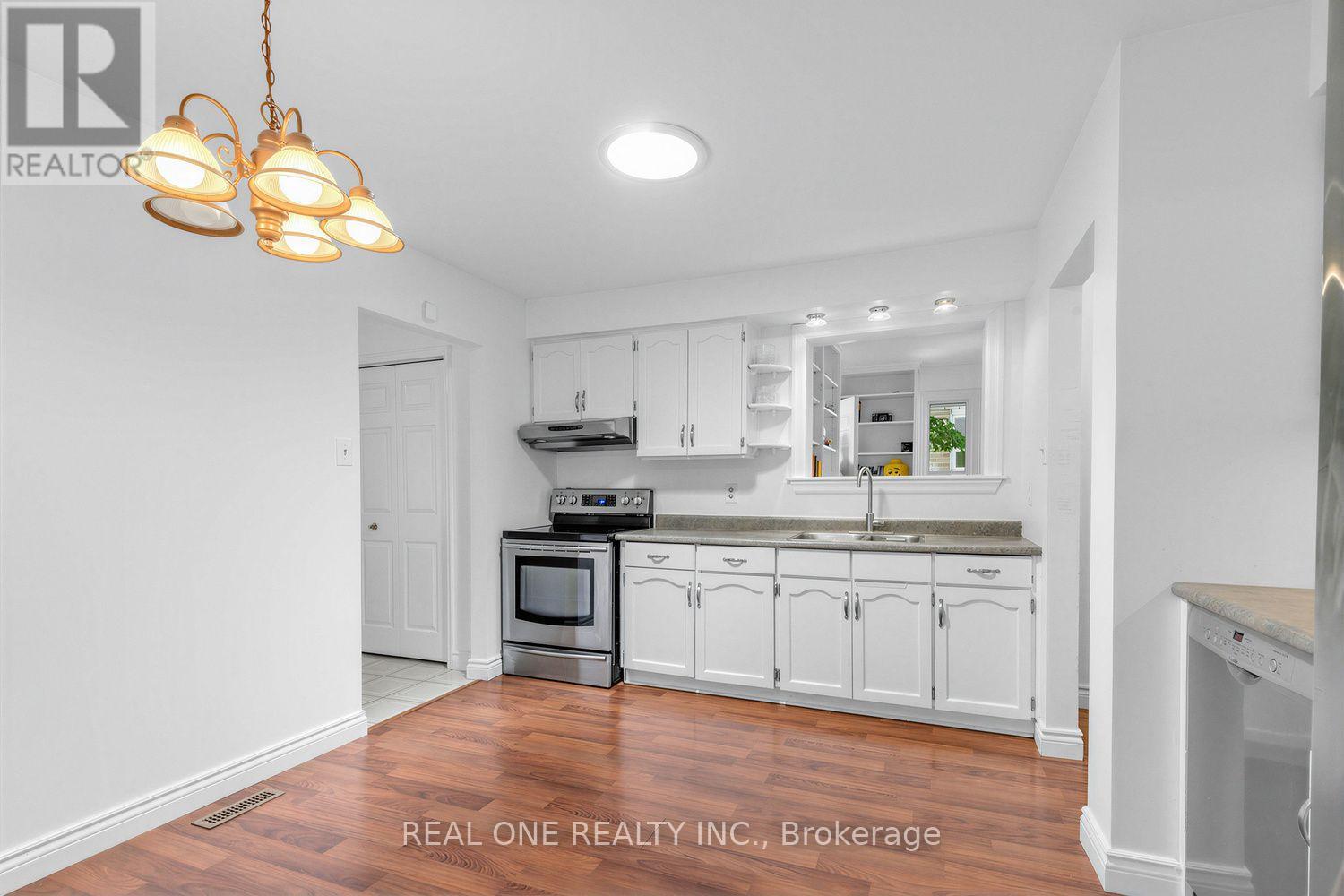 10 Devins Drive Property Photo 6