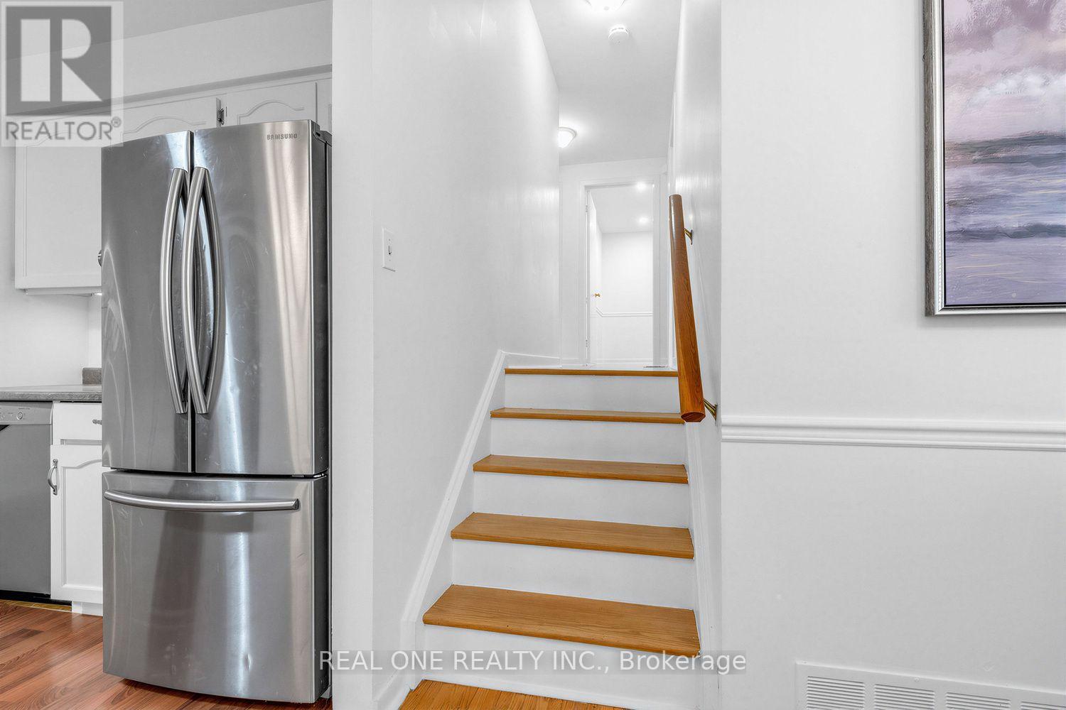 10 Devins Drive Property Photo 14