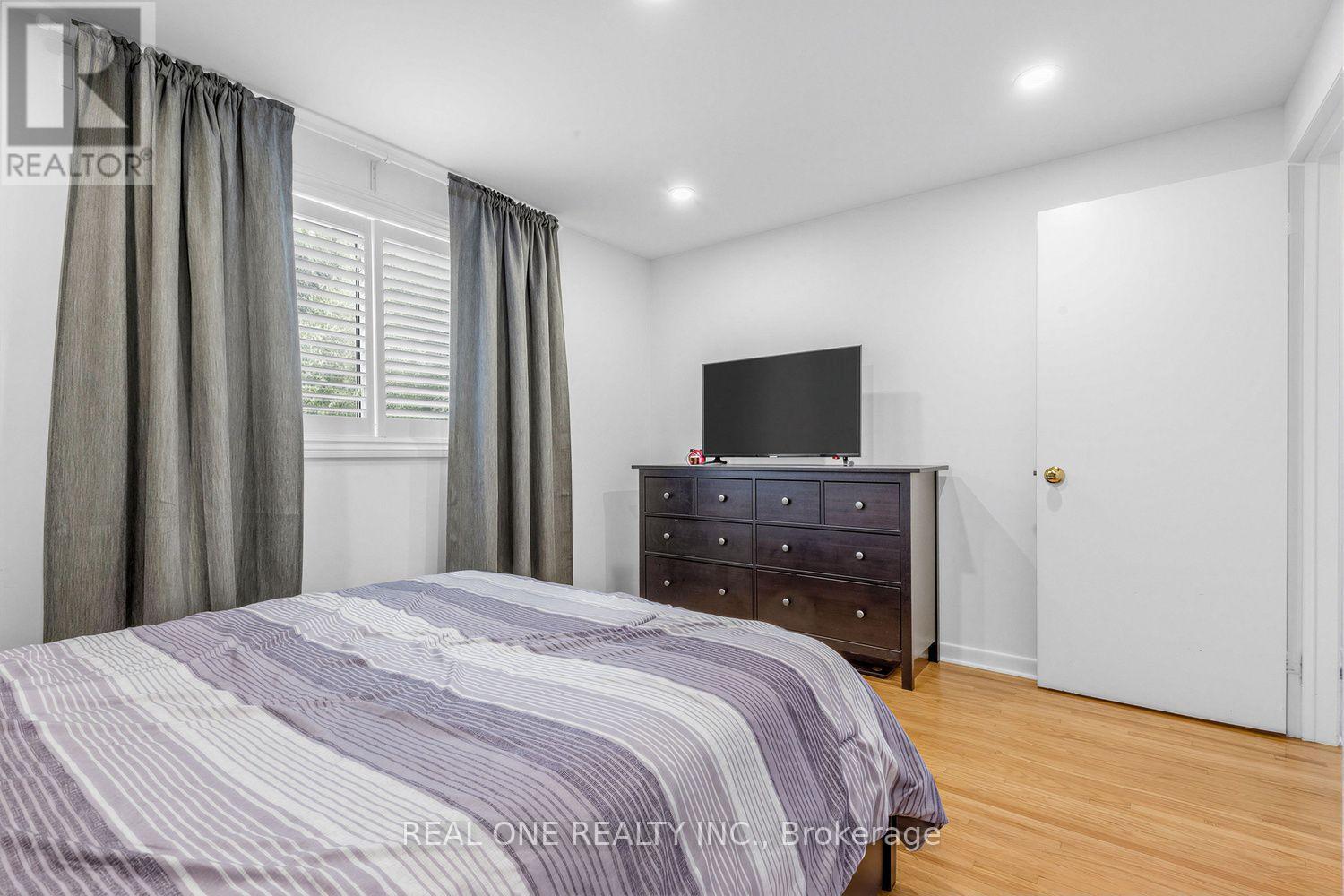 10 Devins Drive Property Photo 16