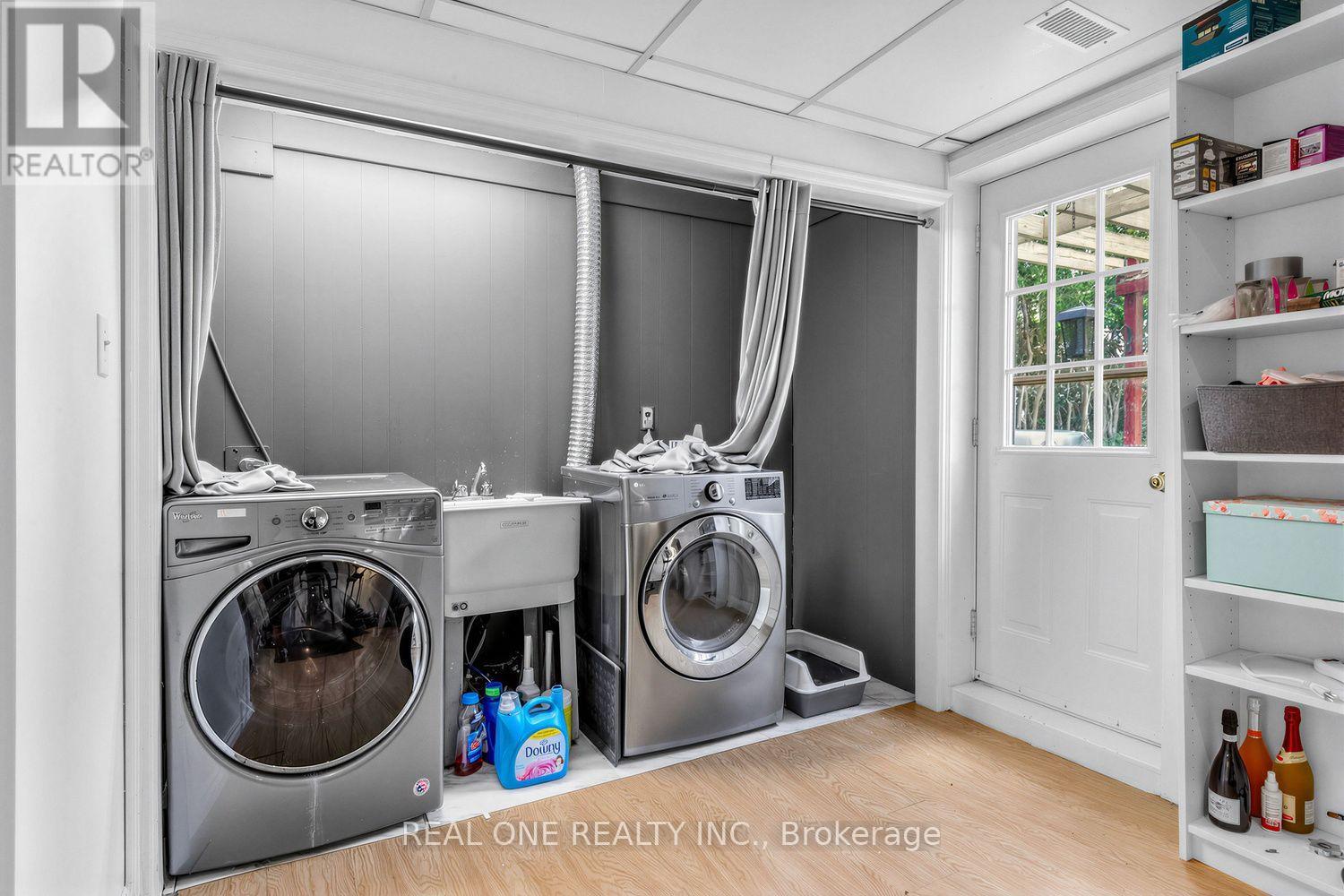 10 Devins Drive Property Photo 26