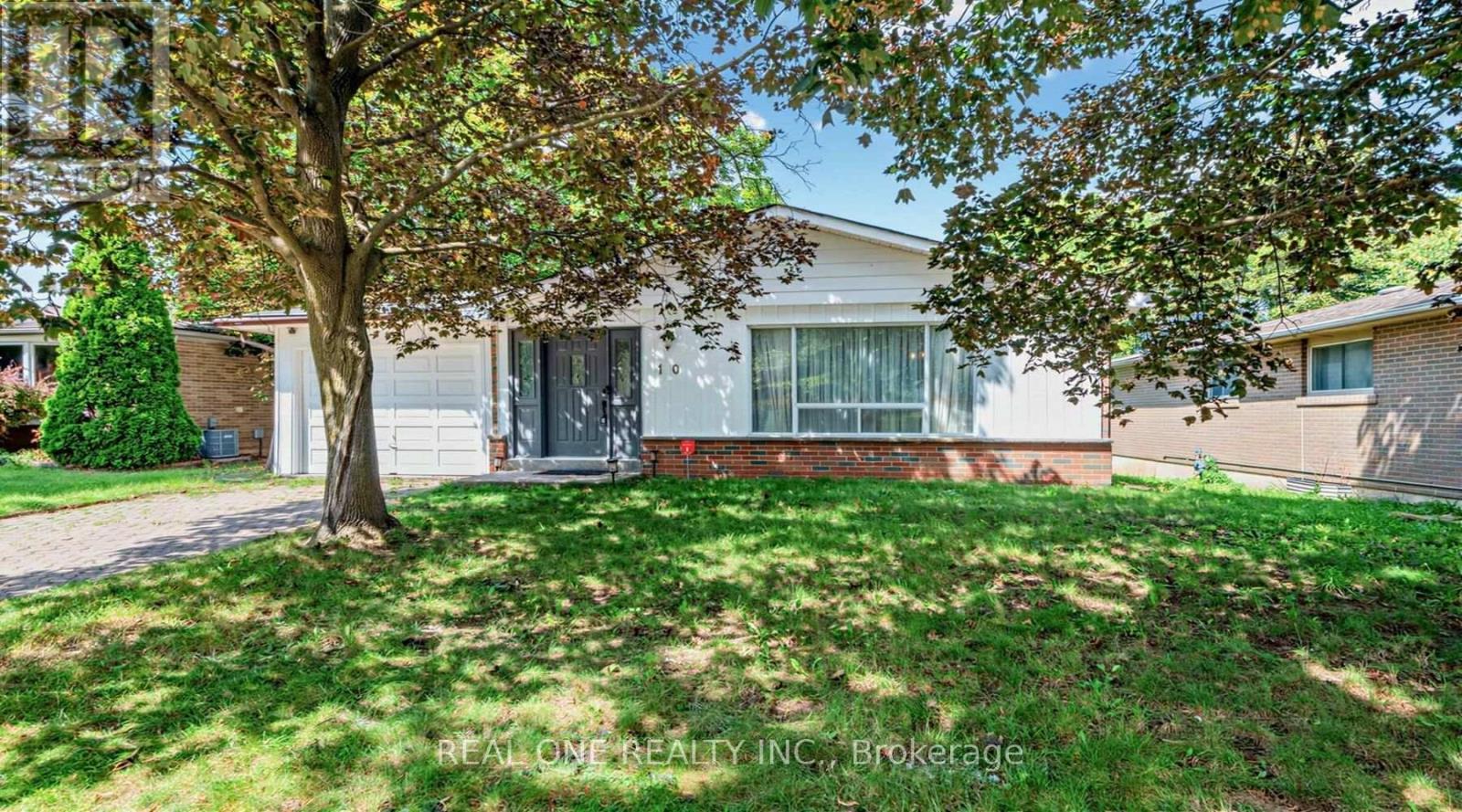 10 Devins Drive Property Photo 35