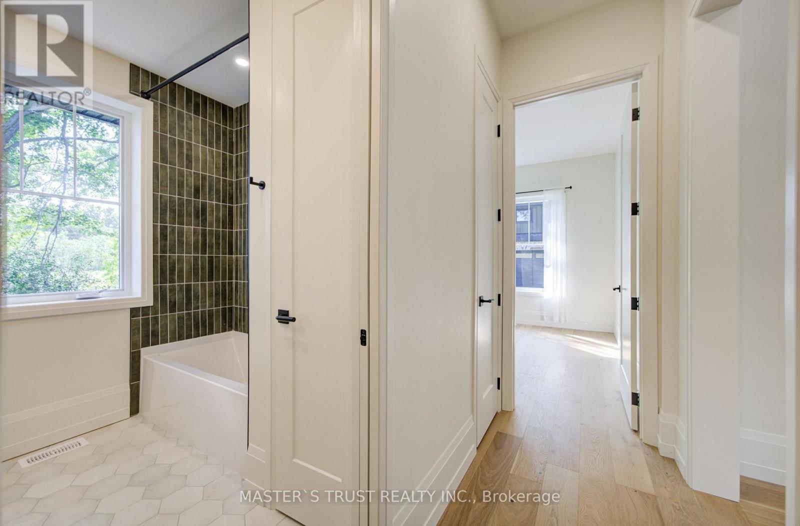 1109 2nd Line Property Photo 21