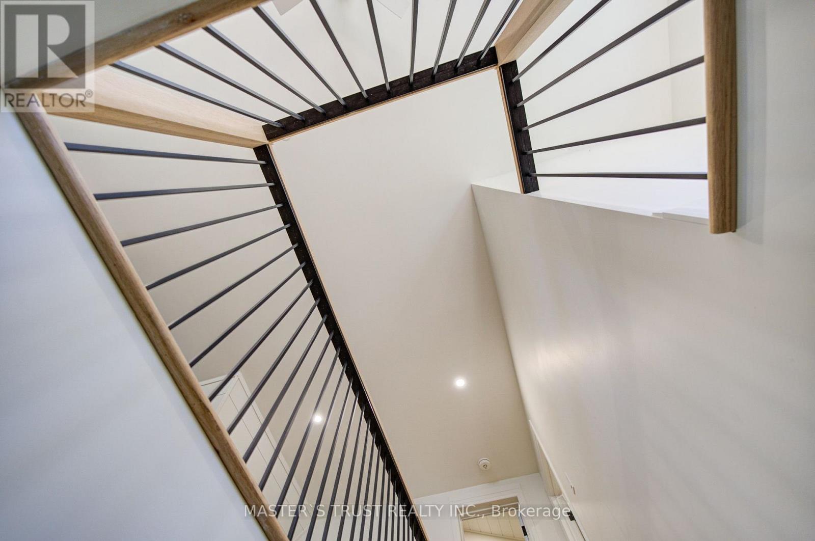 1109 2nd Line Property Photo 39