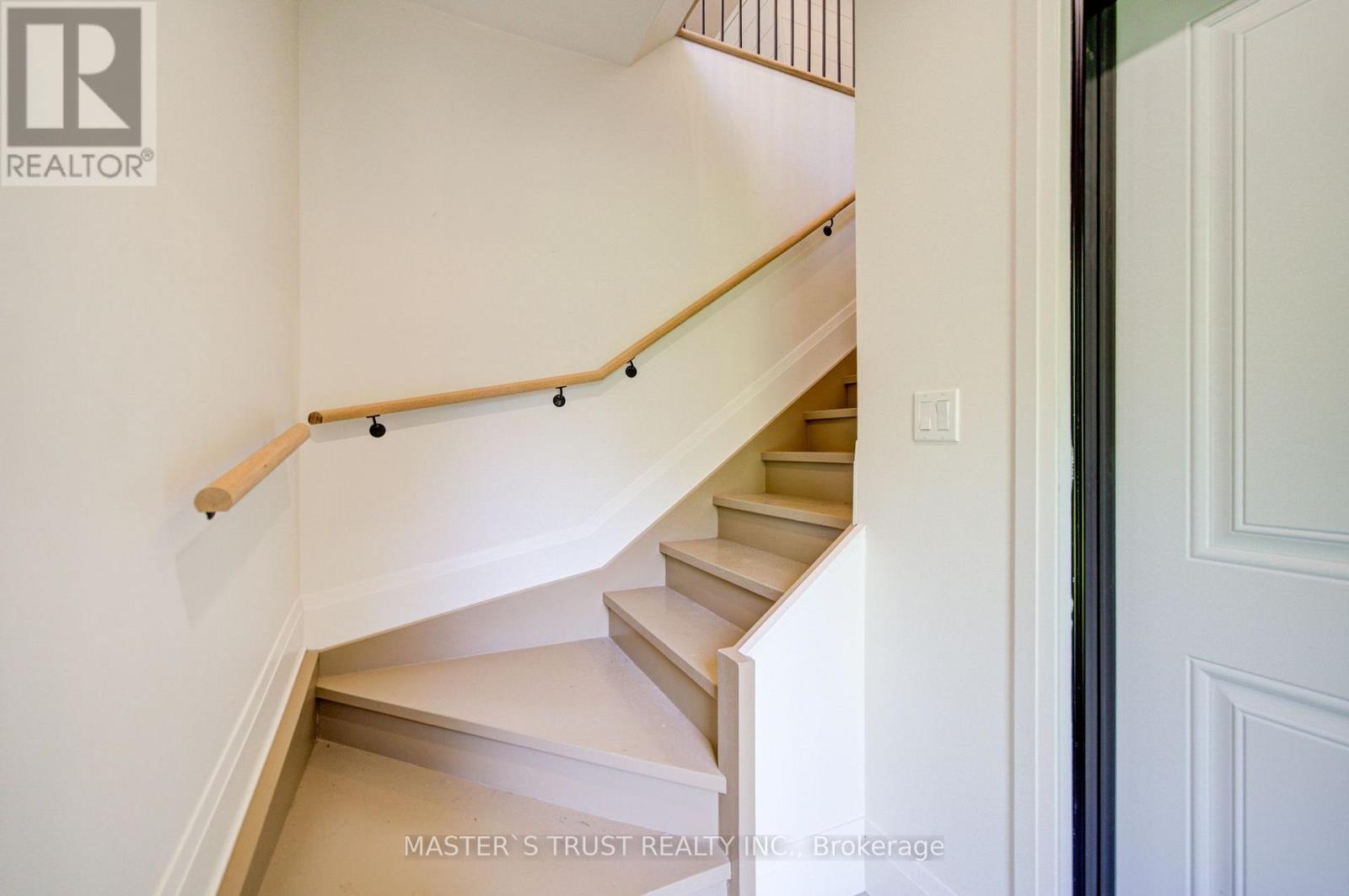 1109 2nd Line Property Photo 40