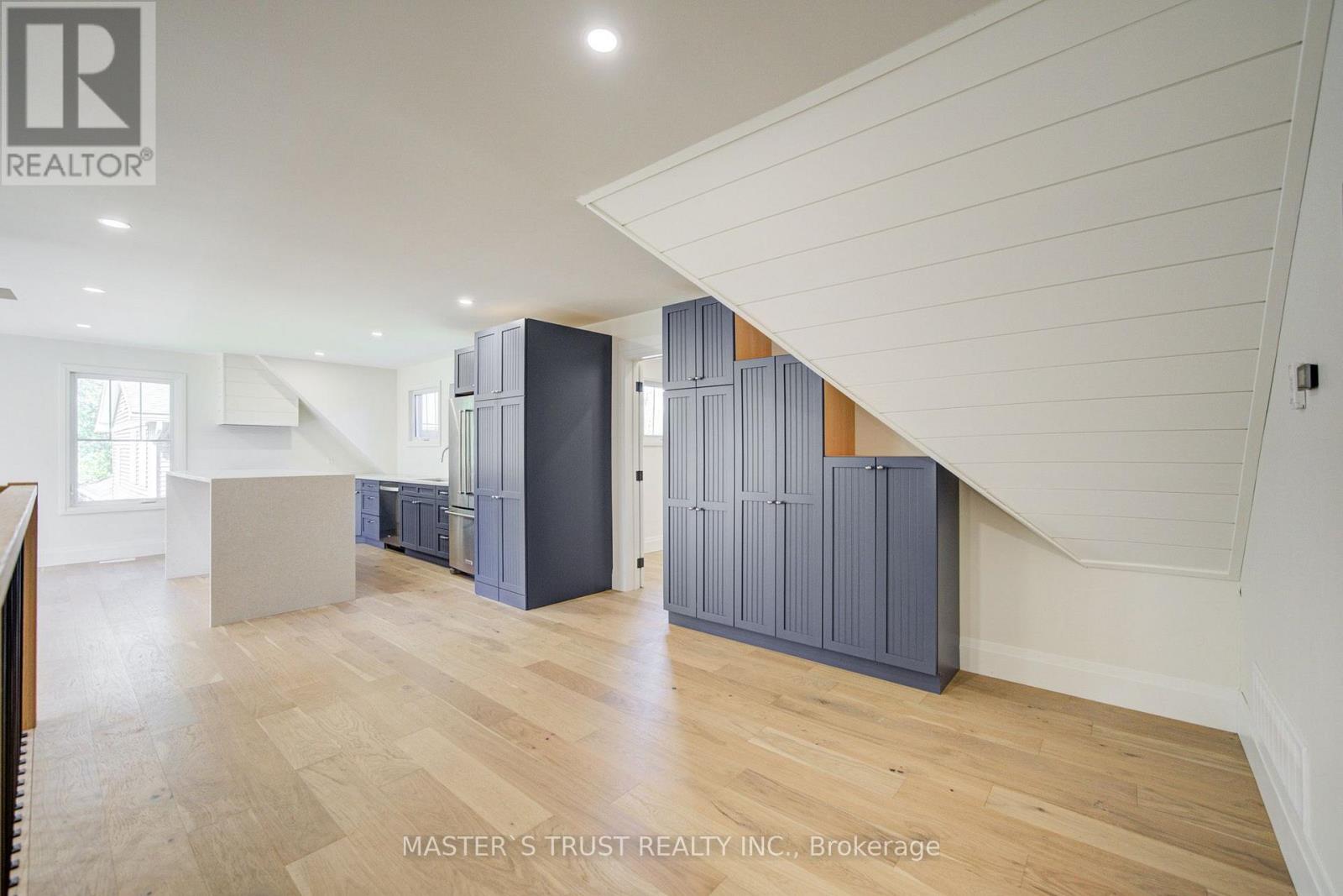 1109 2nd Line Property Photo 43