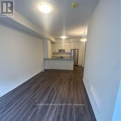 81 - 39 HONEYCRISP CRESCENT Property Photo 1