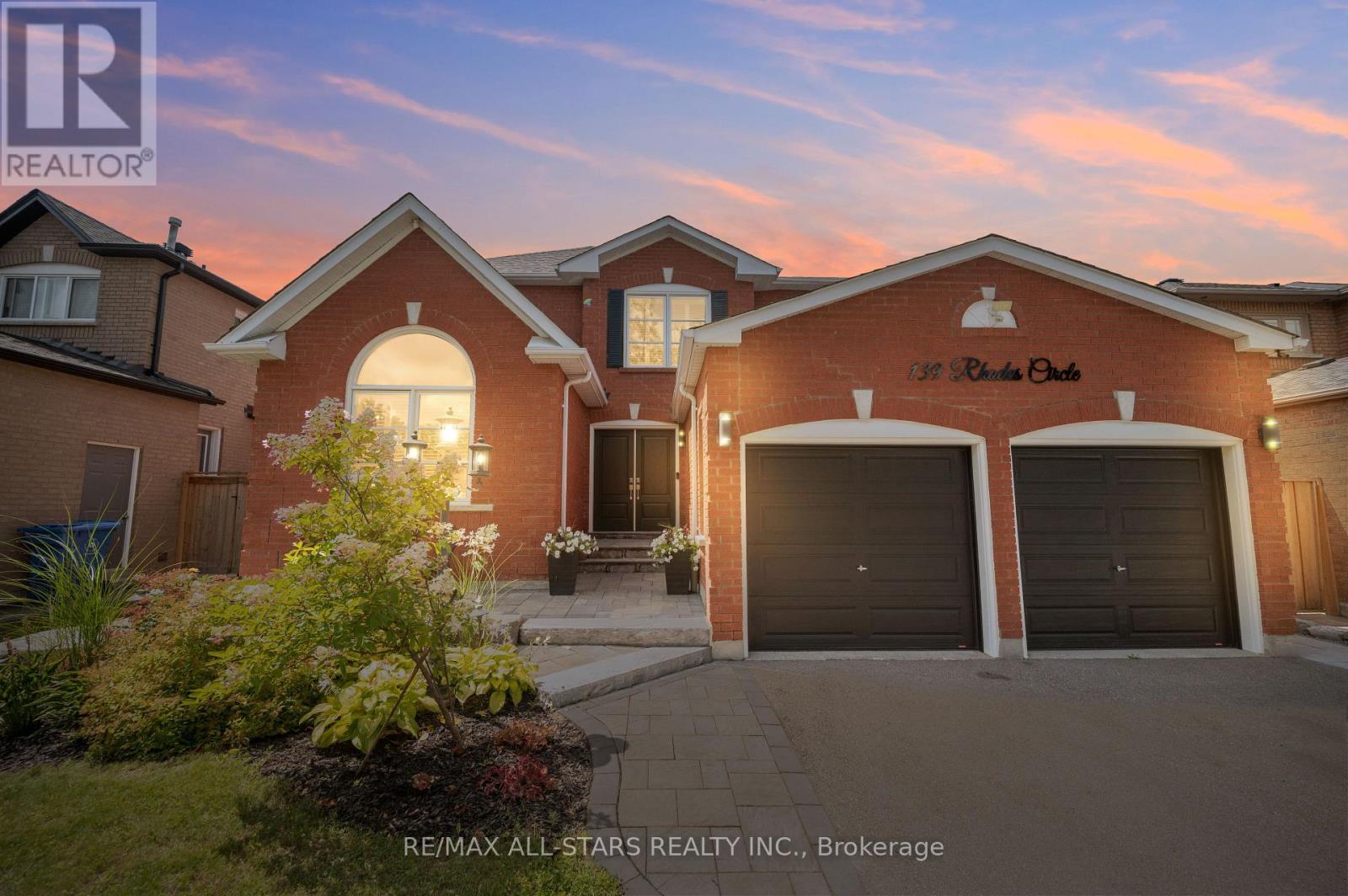 139 Rhodes Circle Property Photo 1