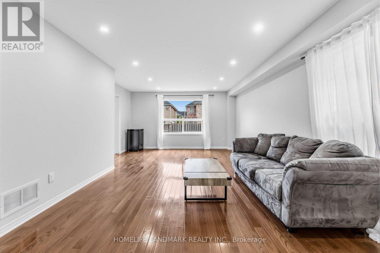 86 Laurier Avenue Property Photo 7