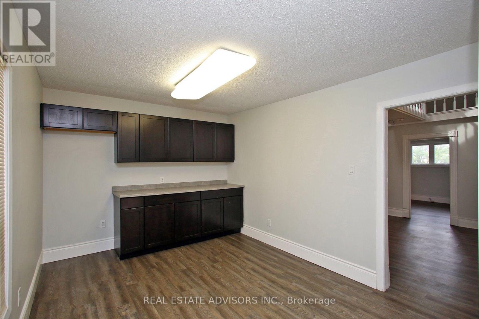 7924 Kipling Avenue Property Photo 14