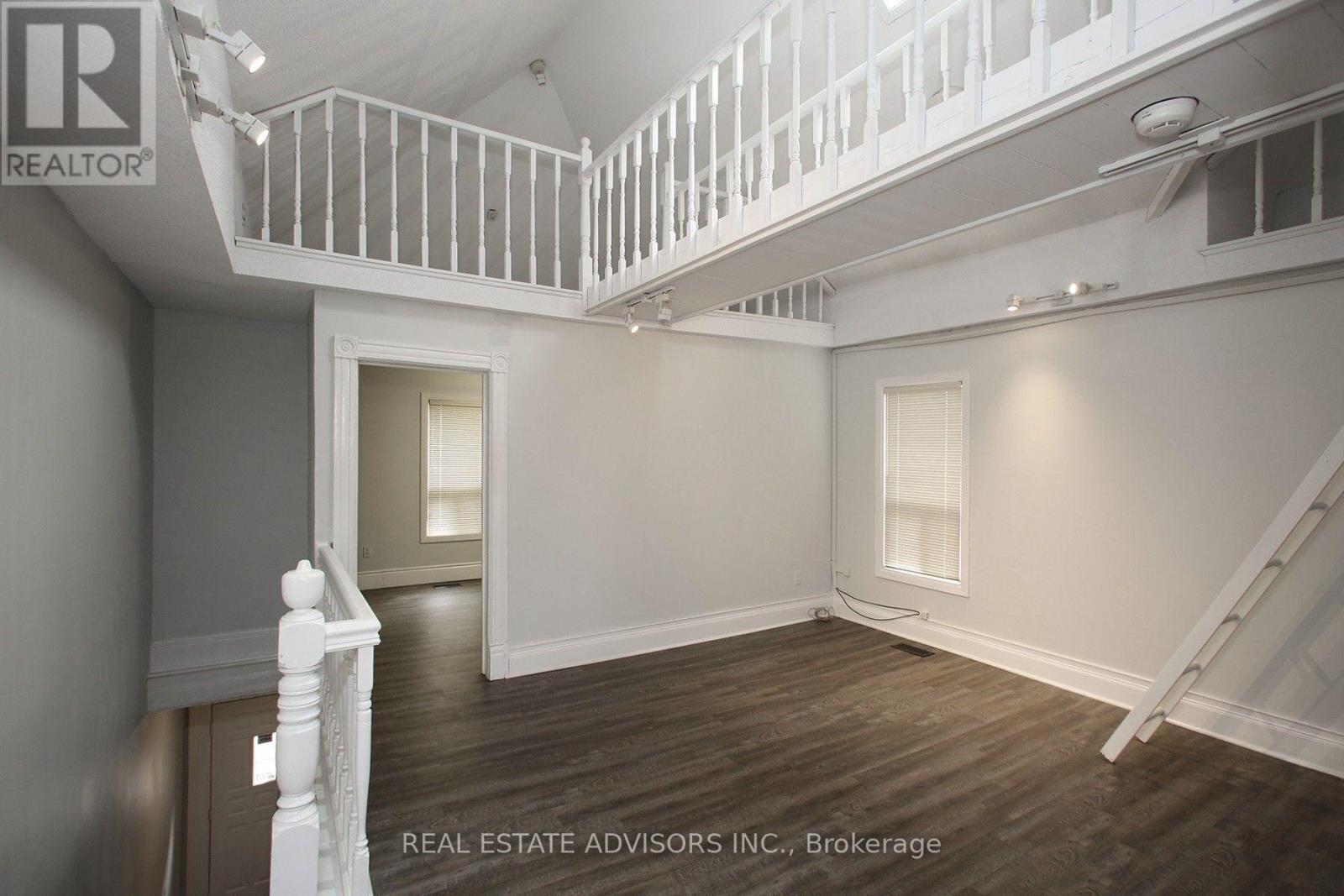 7924 Kipling Avenue Property Photo 18