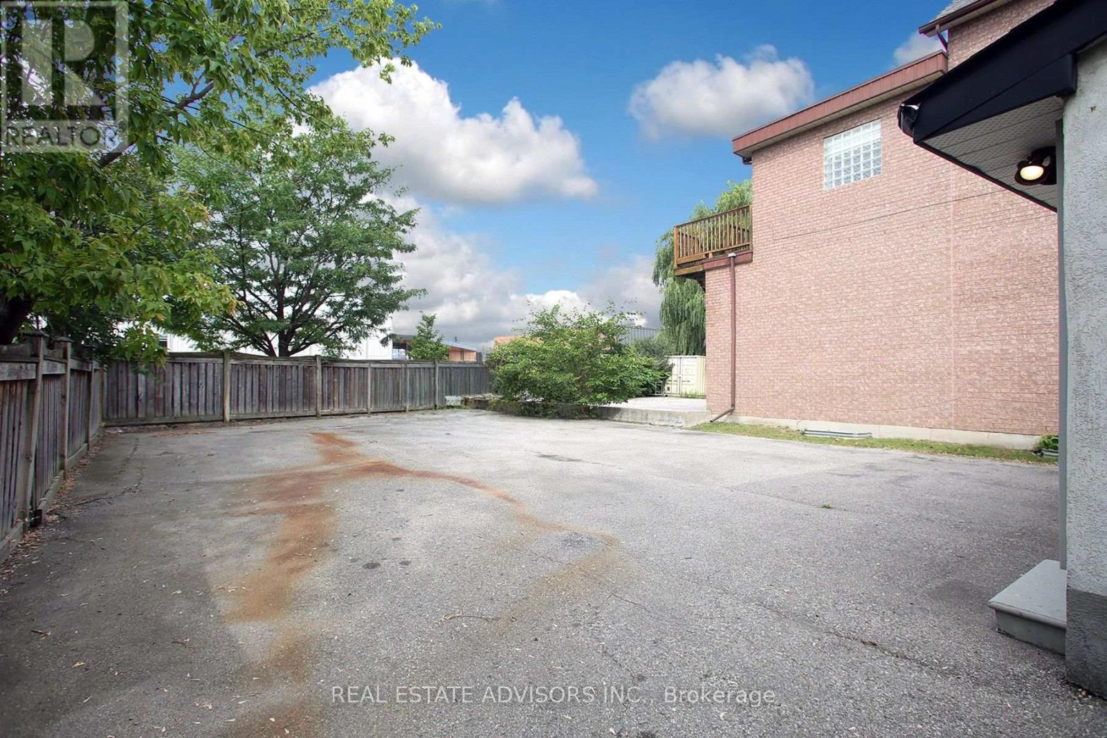7924 Kipling Avenue Property Photo 22