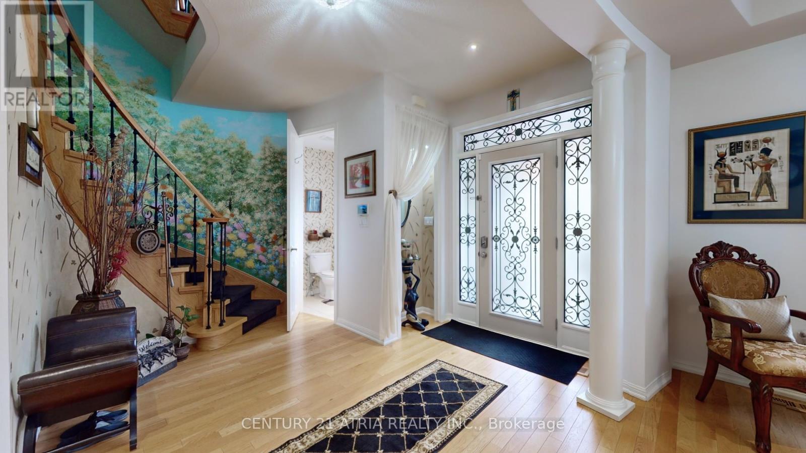 69 Diamond Jubilee Drive Property Photo 3
