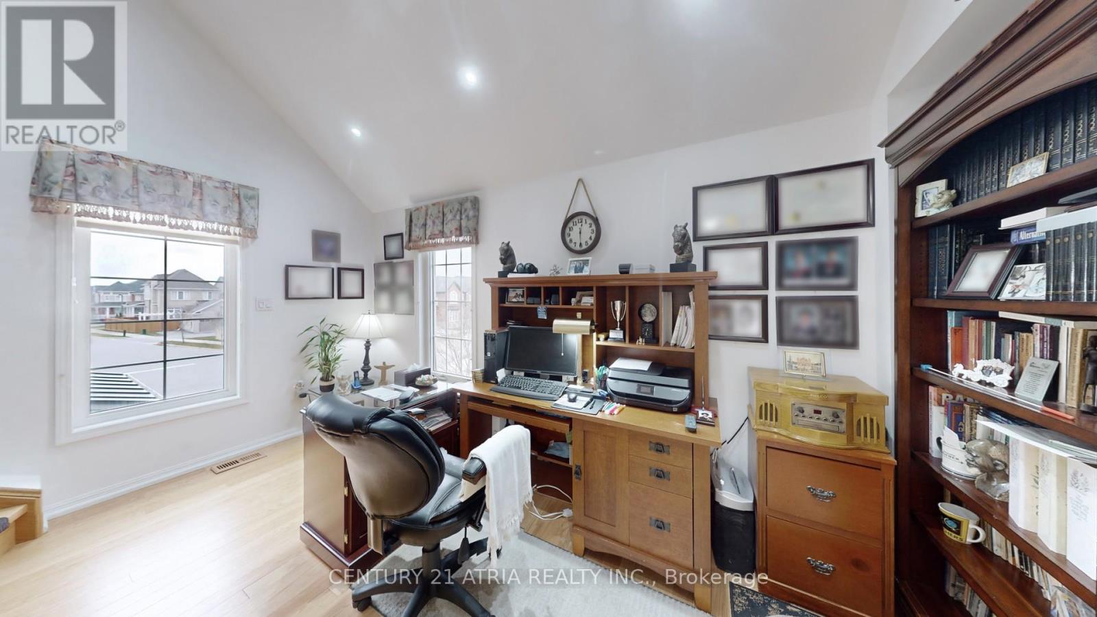 69 Diamond Jubilee Drive Property Photo 22
