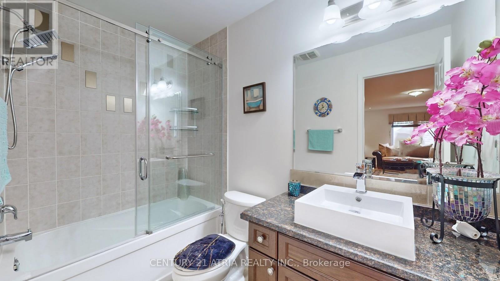 69 Diamond Jubilee Drive Property Photo 28