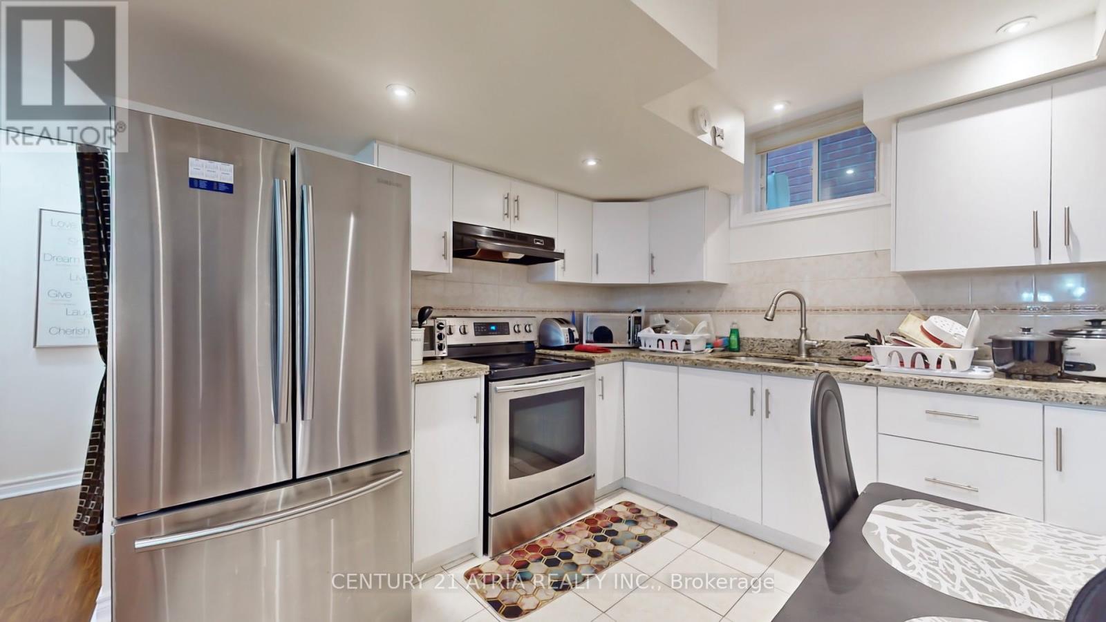 69 Diamond Jubilee Drive Property Photo 32
