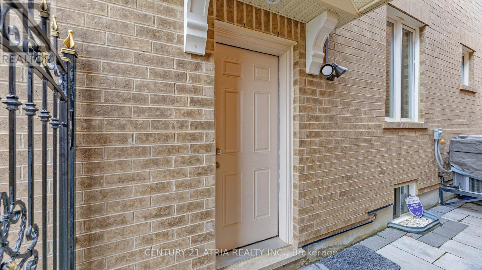 69 Diamond Jubilee Drive Property Photo 34