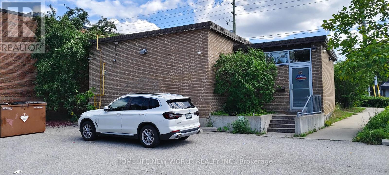4400 Highway 7 E Property Photo 7