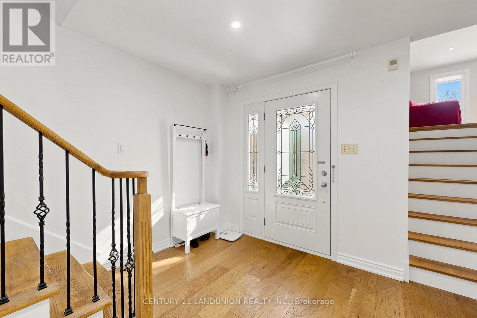 329 Atha Avenue Property Photo 2
