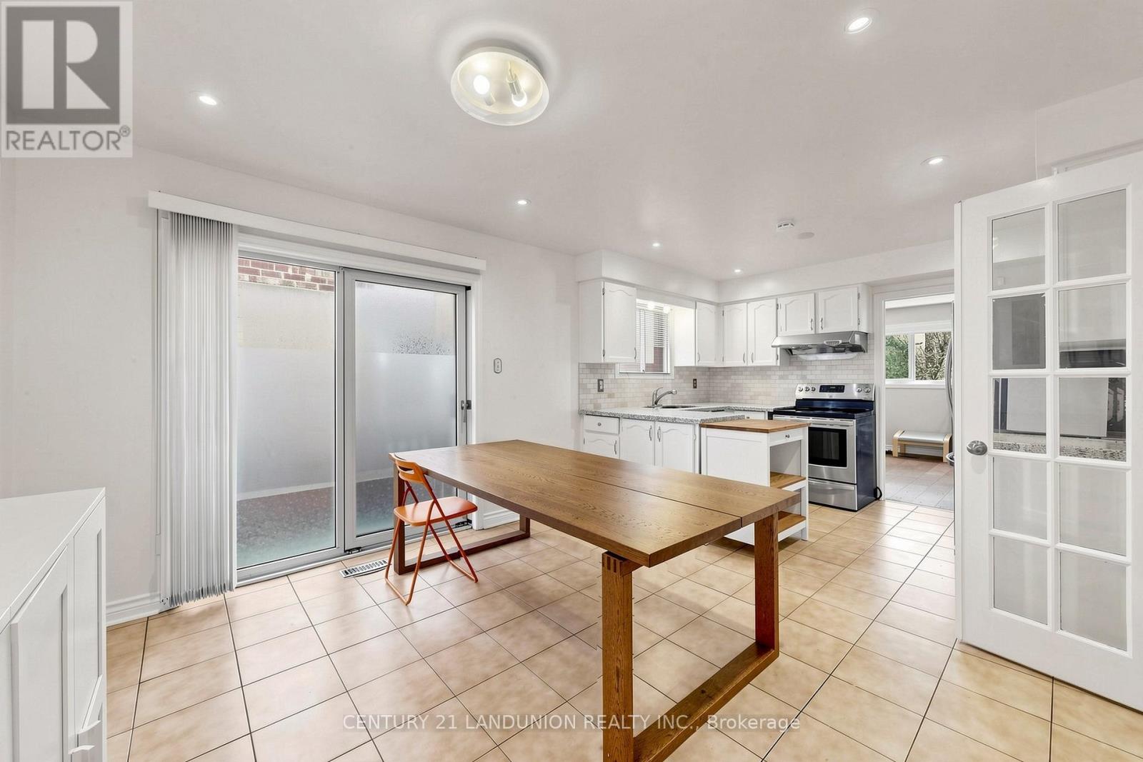 329 Atha Avenue Property Photo 11