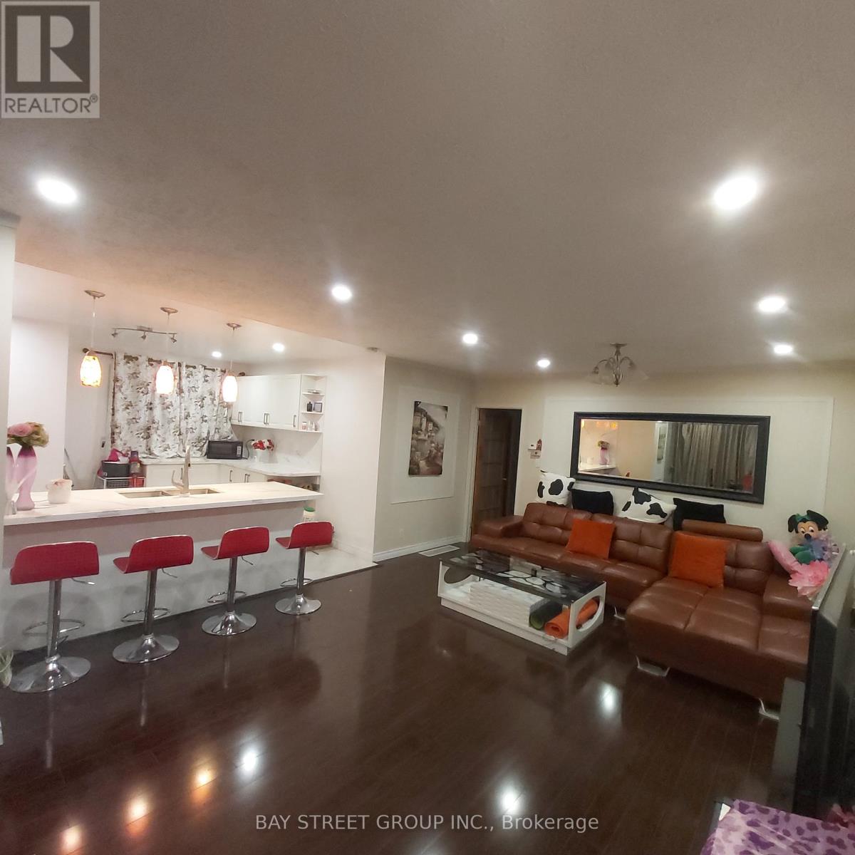 Main - 211 Beechy Drive Property Photo 5