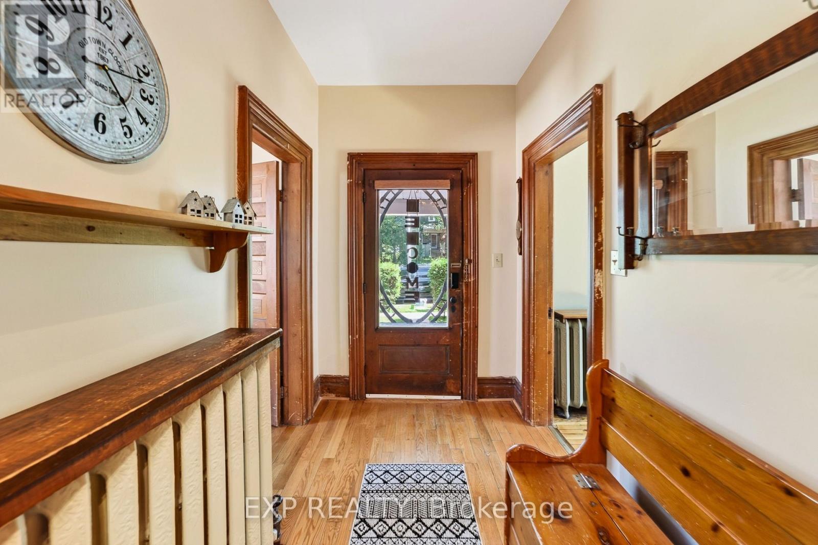 414 Osborne Street Property Photo 8