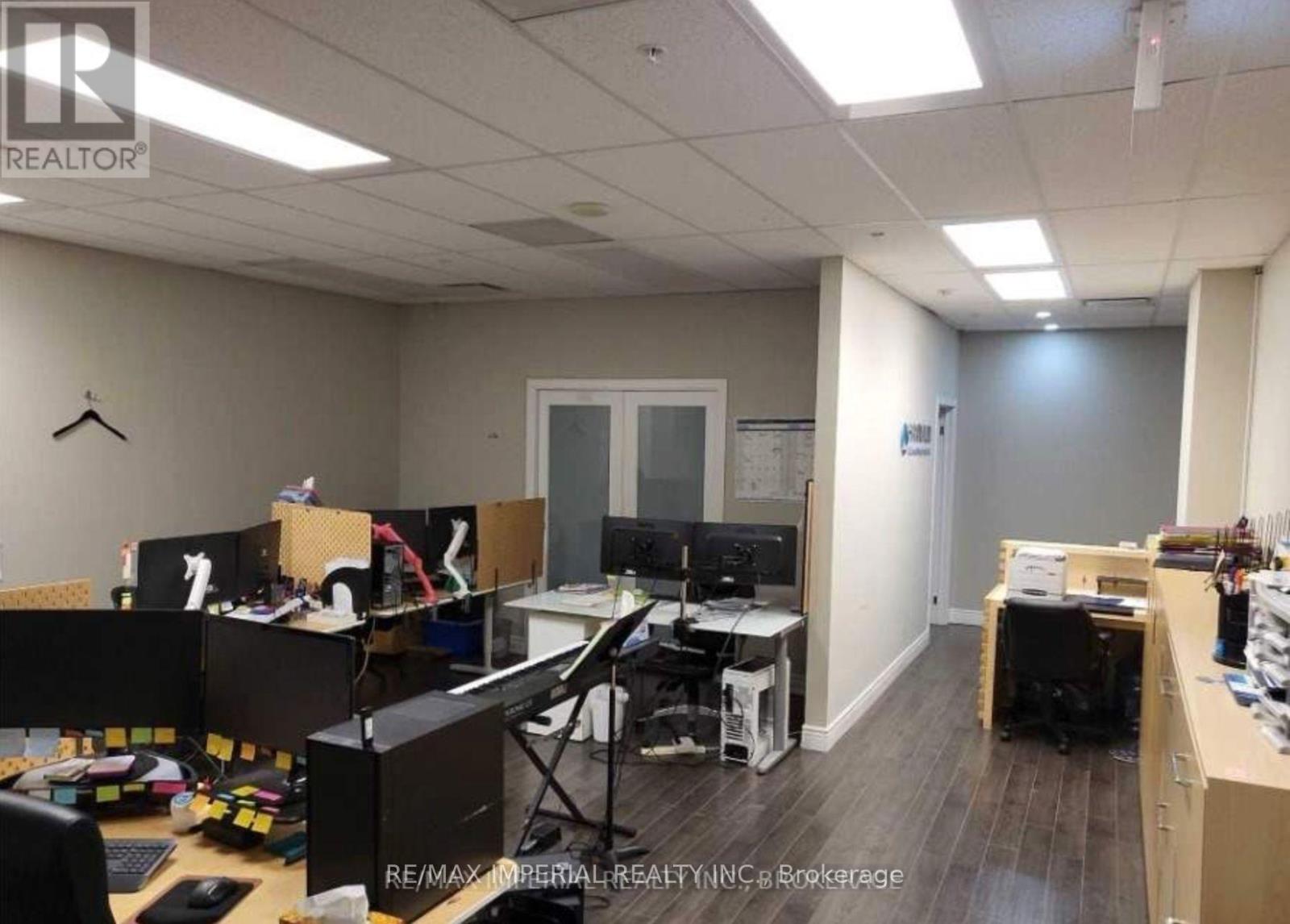 1104 - 7191 Yonge Street Property Photo 11