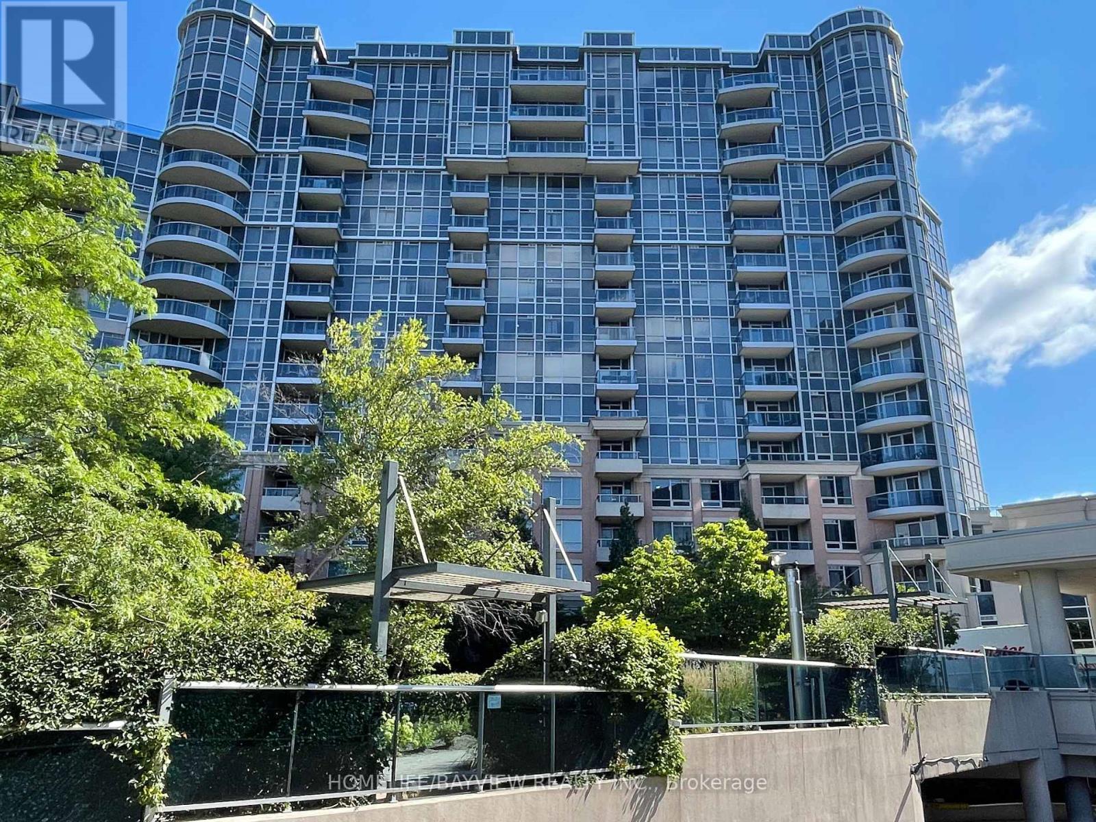 630 - 33 COX BOULEVARD Property Photo 1