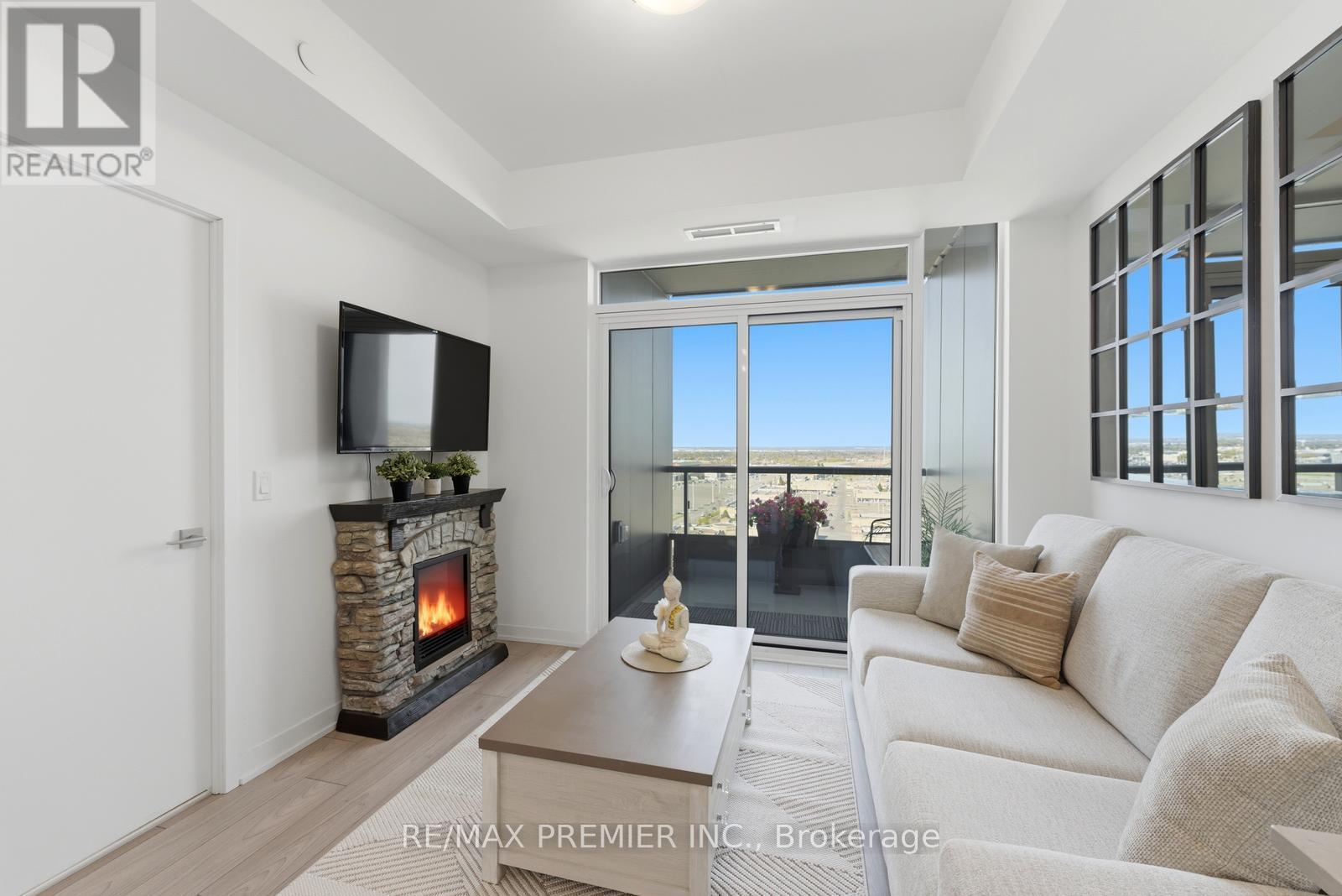 1512 - 10 Abeja Street Property Photo 1